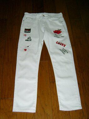 White Skinny Jeans Patch Graphic, Size 32 Waist, 30 Inseam, VGUC